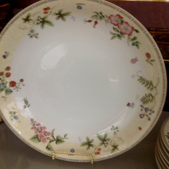 Set of 7 Wedgwood Fleur Soup/Pasta Bowls/Serving 9 1/4
